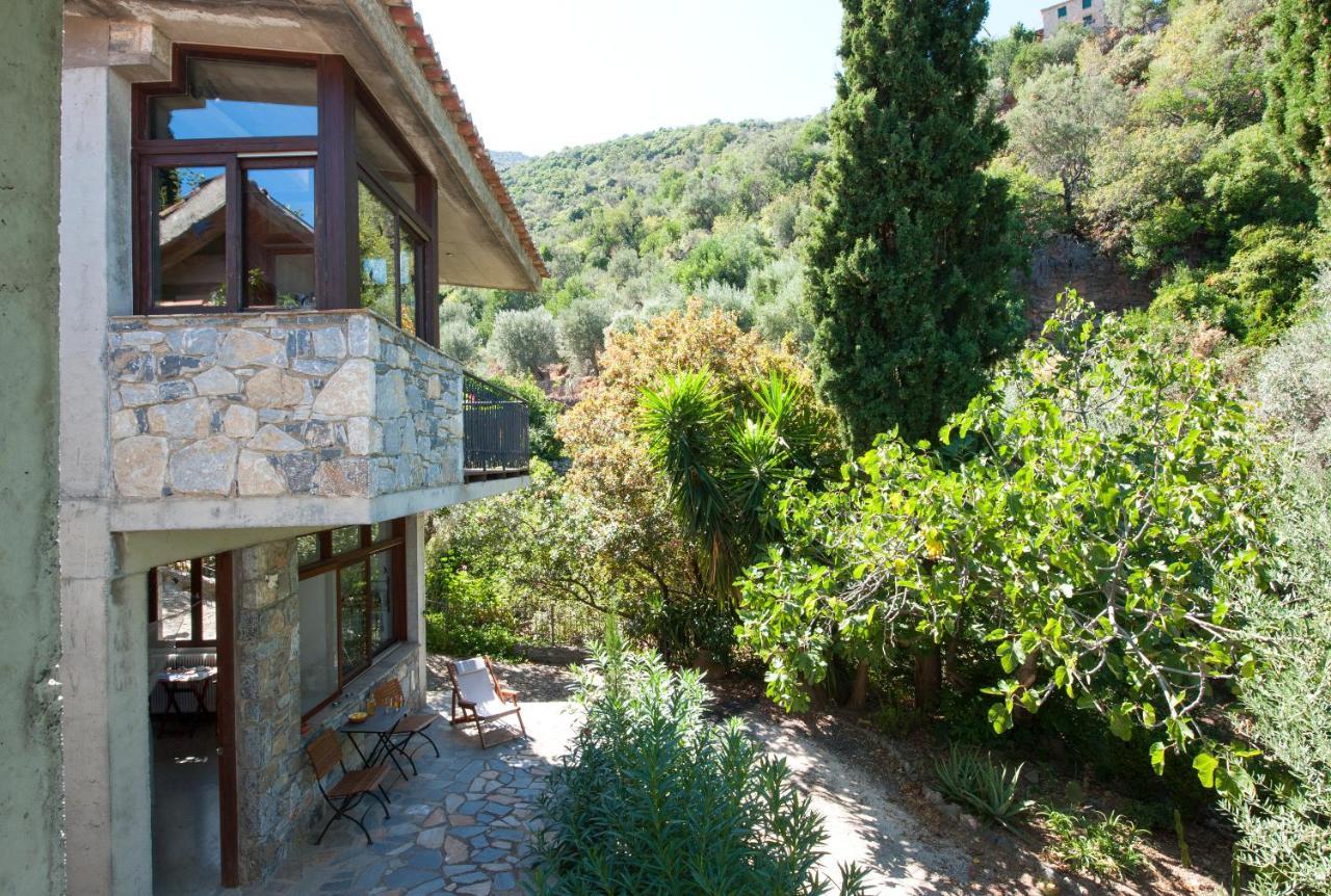 Studios Kyparissi & Spa Tiros Exterior photo
